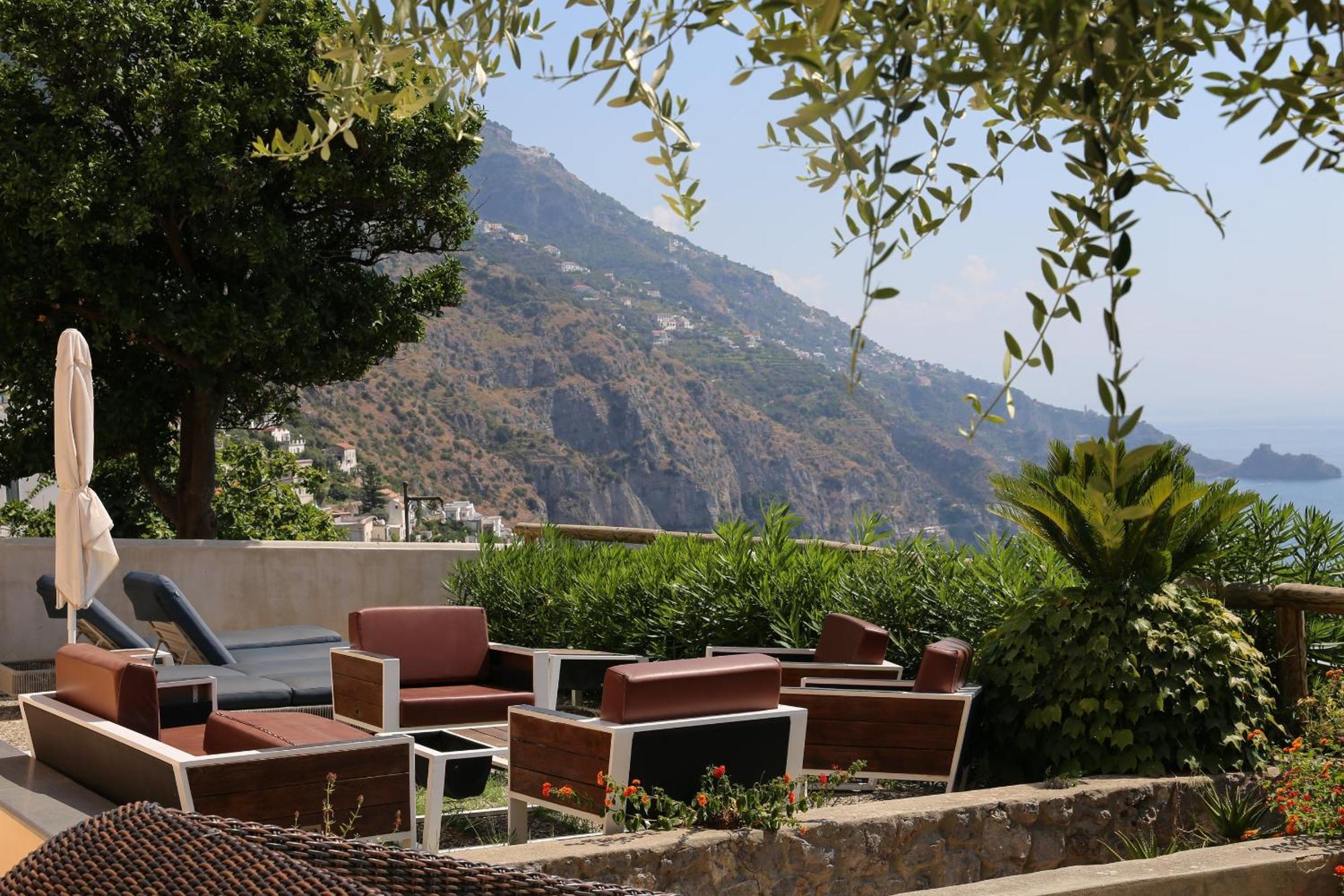 Hotel Margherita Praiano Exterior photo
